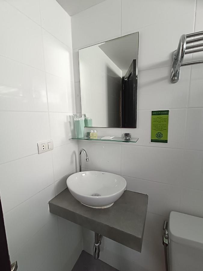 Noble House Patong酒店 外观 照片